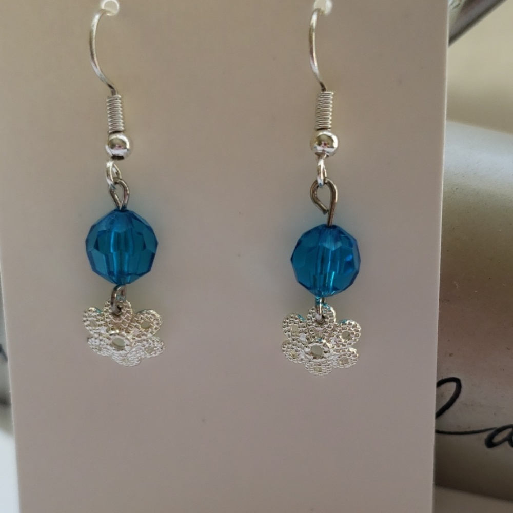 Crystal Blue/ Silver Flower Earring's
